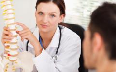 Добра профилактика за съвременните млади хора с болки в кръста е плуването Добра профилактика за съвременните млади хора с болки в кръста е плуването