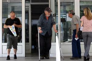 Десетки „инвалиди“ използват схеми за фалшиви решения от ТЕЛК